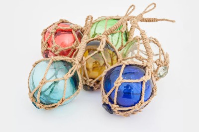 6 Small fishing buoys