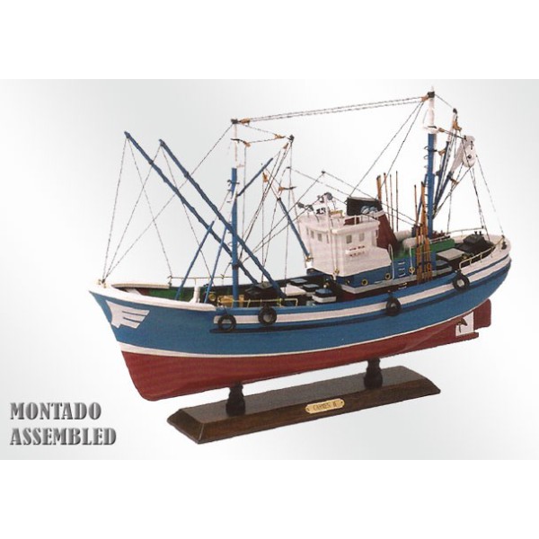 Bateau de pêche de la crevette