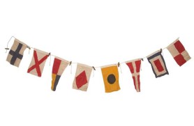 8 Flag Garland