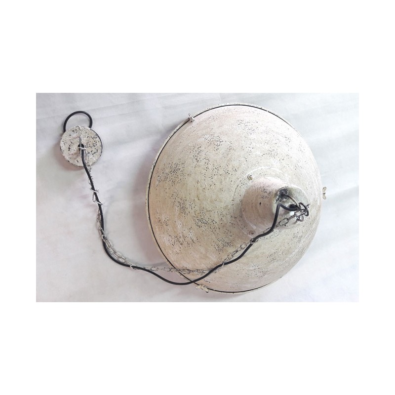 Goldene Deckenleuchte