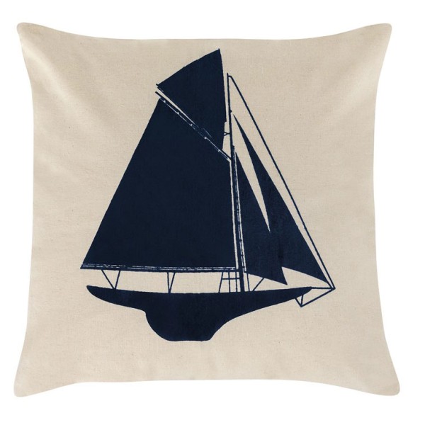 2 beige saiboat cushions