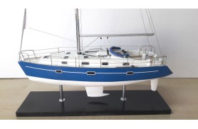 Moderna barca a vela 411