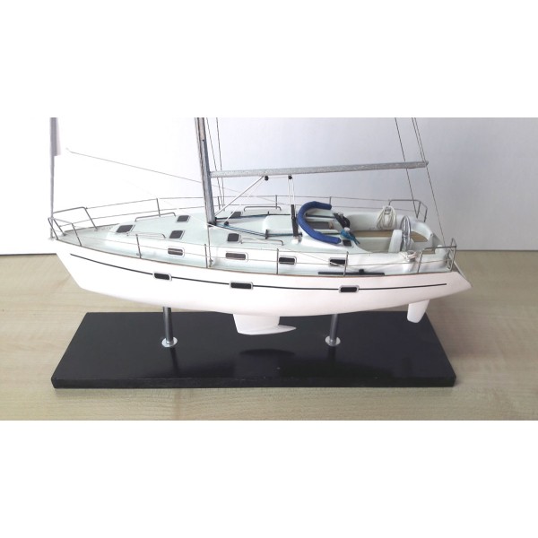 Modern Sailboat 411