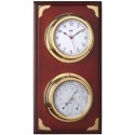 Reloj con indicador de Bar-Termo-Higro, sobre base de madera.