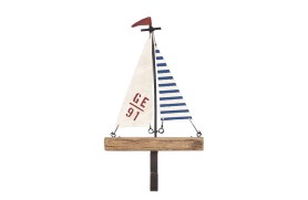 Sailboat hanger