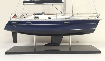 BENETEAU OCEANIS 331 MODELL