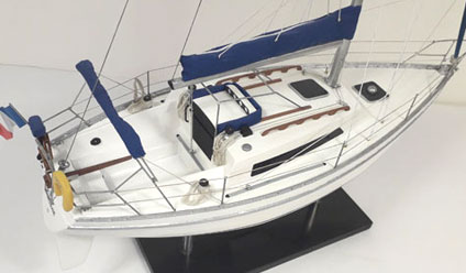 AQUILA SAILBOAT MODEL