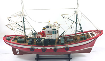 FISHING BOAT