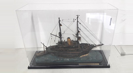 methacrylate showcase